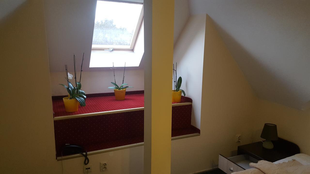Zielony Dworek Kraśnik Exterior foto
